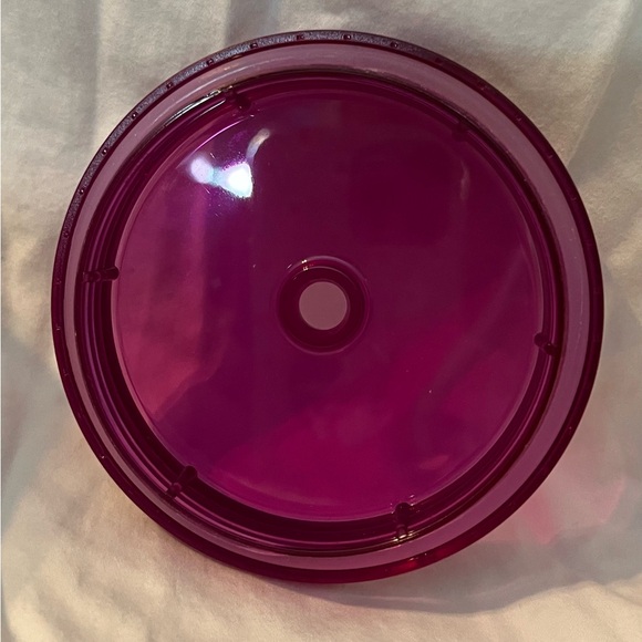 Starbucks Tumbler - Fall 2022 Mushroom Foil
Berry Woodland Cold Cup Venti - Picture 4 of 5